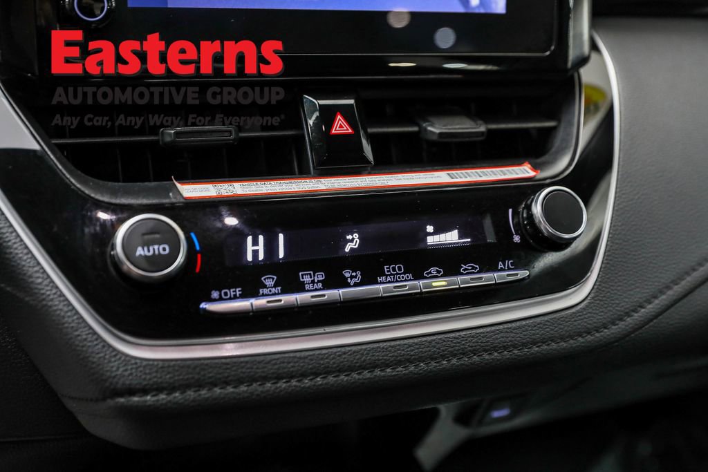 Used 2025 Toyota Corolla SE image 19