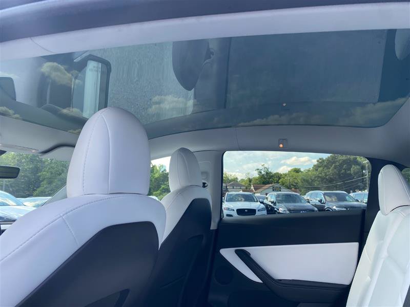 Used 2021 Tesla Model Y Long Range AWD/4WD image 15