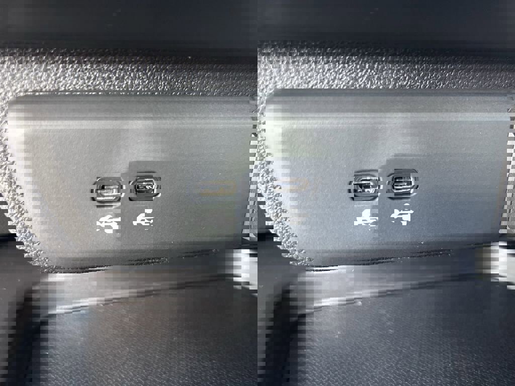 Used 2024 Acura ZDX A-Spec image 23