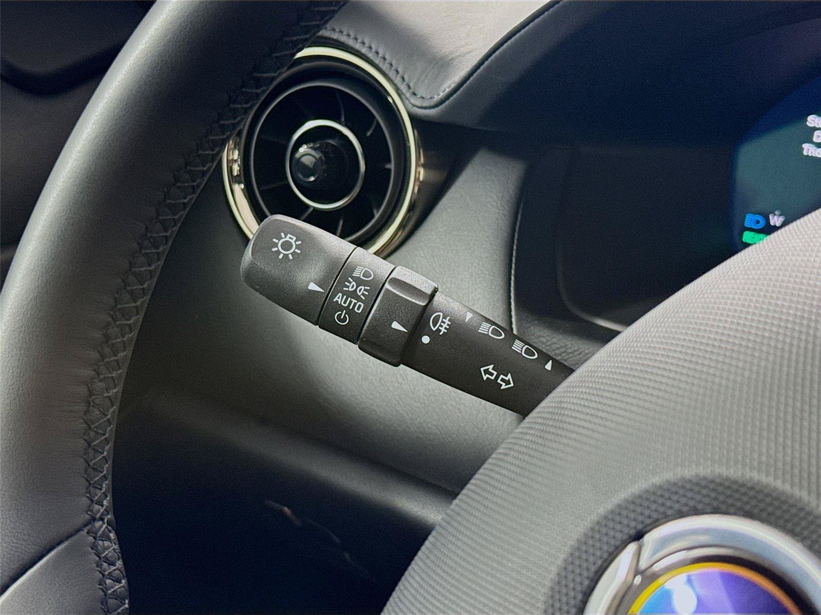 New 2025 Karma Revero Luxury RWD image 5