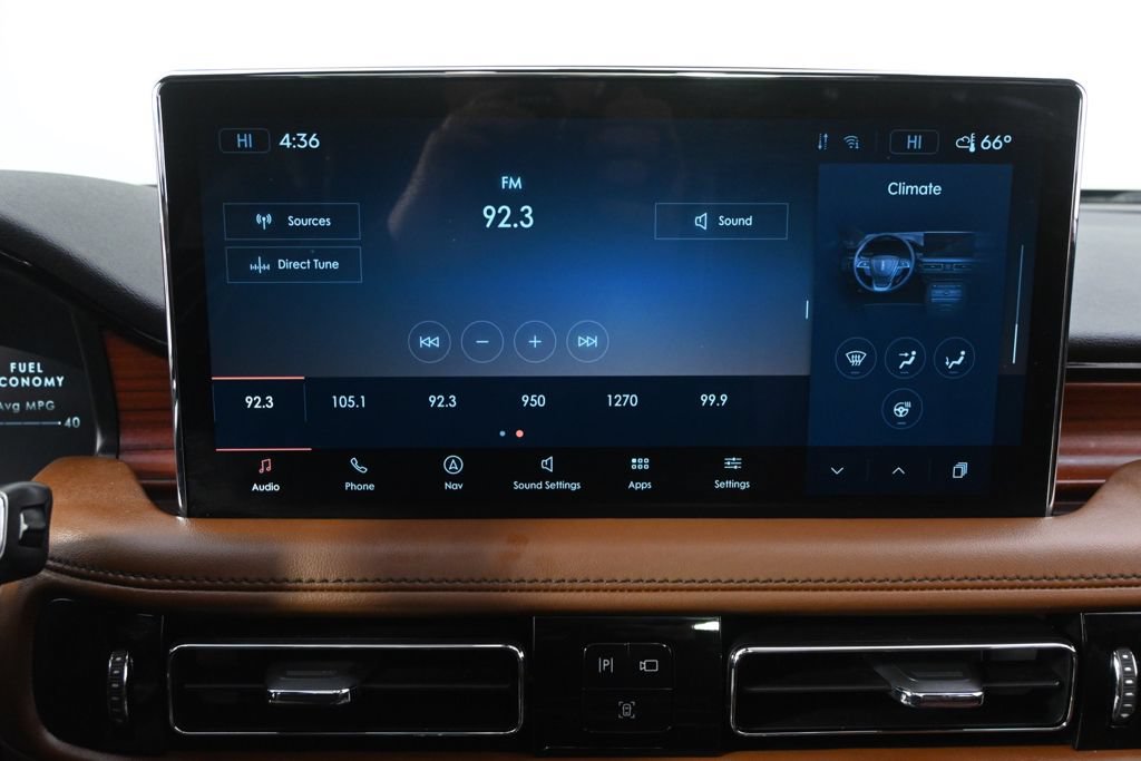 Used 2023 Lincoln Nautilus Reserve w/ Monochromatic Package AWD/4WD image 28