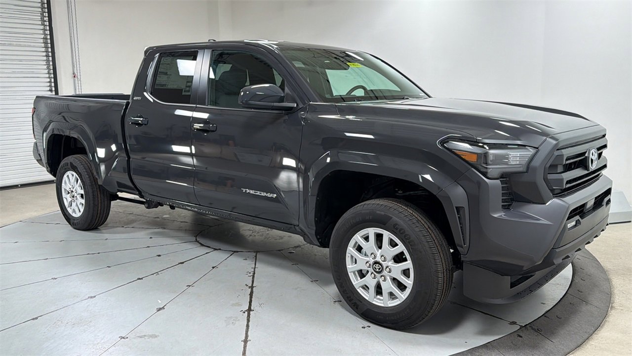 New 2026 Toyota Tacoma SR5 image 3