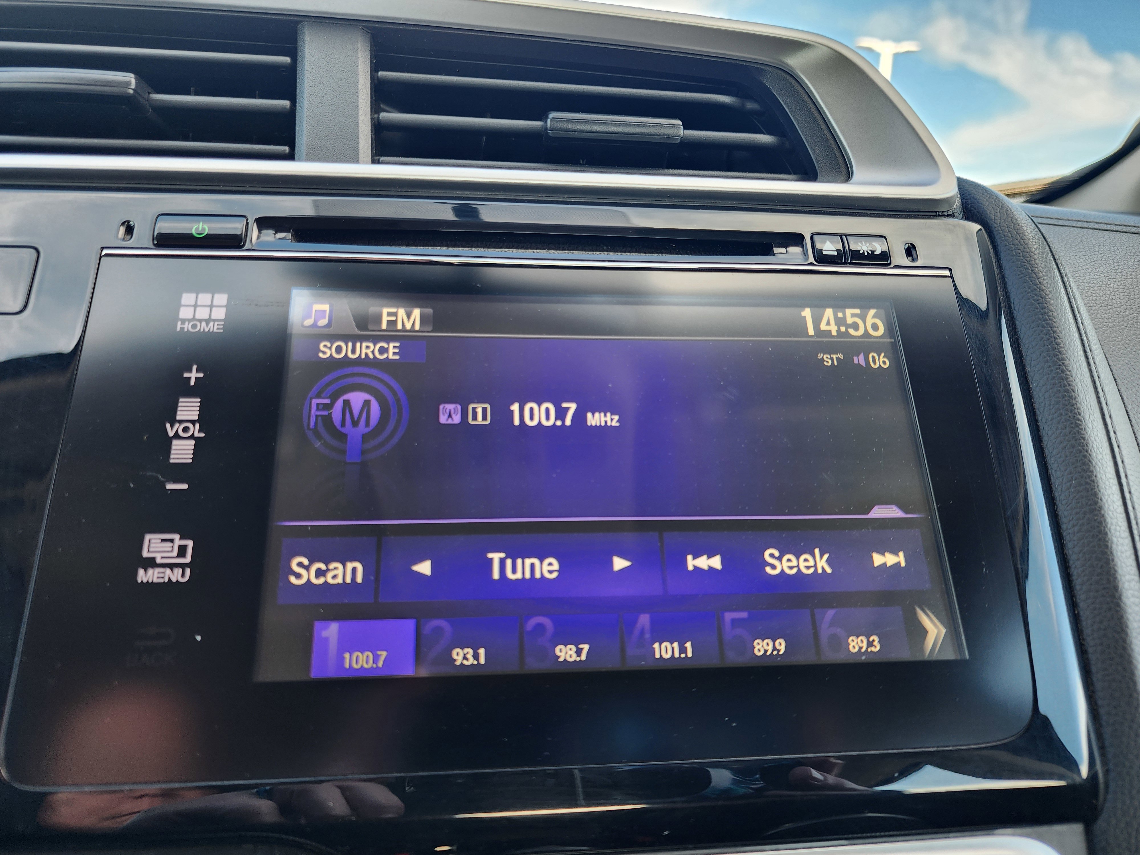 Used 2017 Honda Fit EX image 23