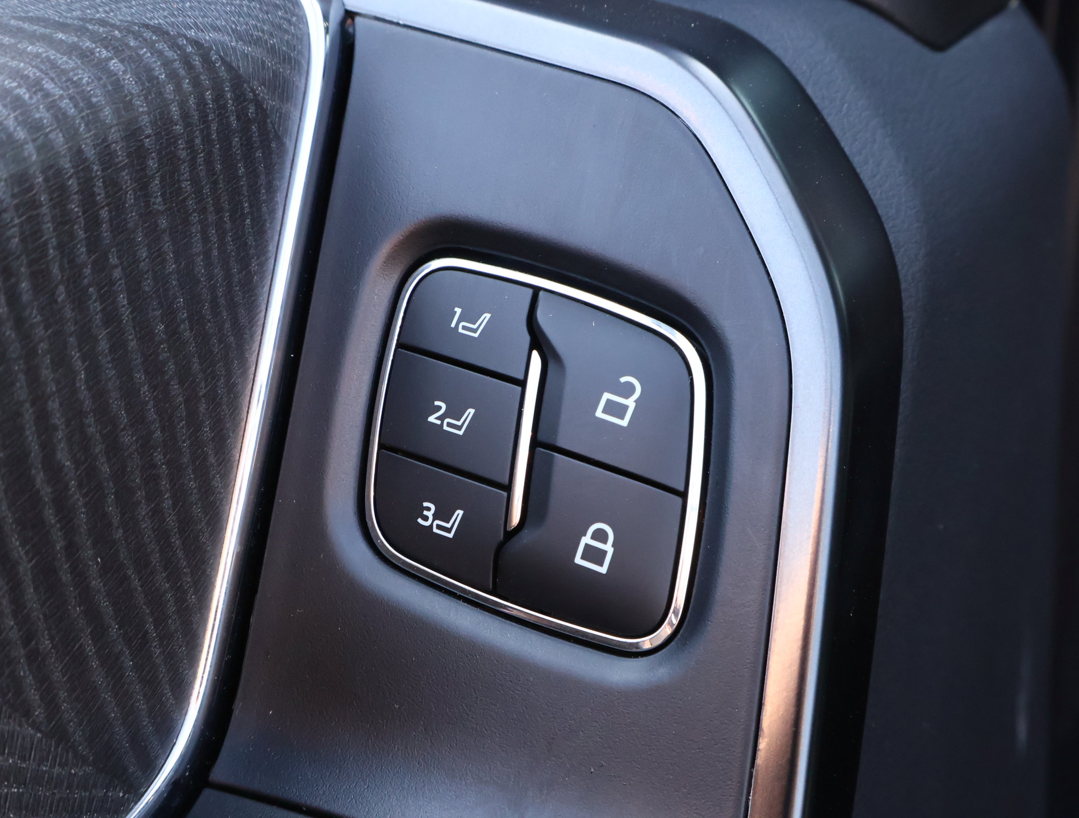 Used 2023 Ford F150 Platinum w/ Equipment Group 701A High image 9