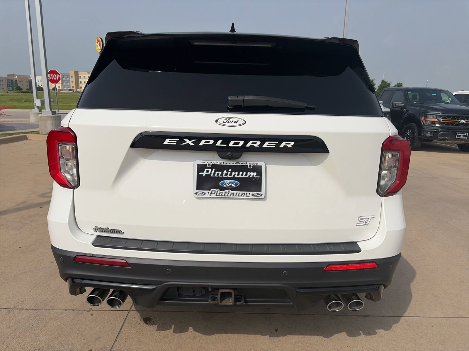 Used 2022 Ford Explorer ST w/ Equipment Group 401A AWD/4WD image 4