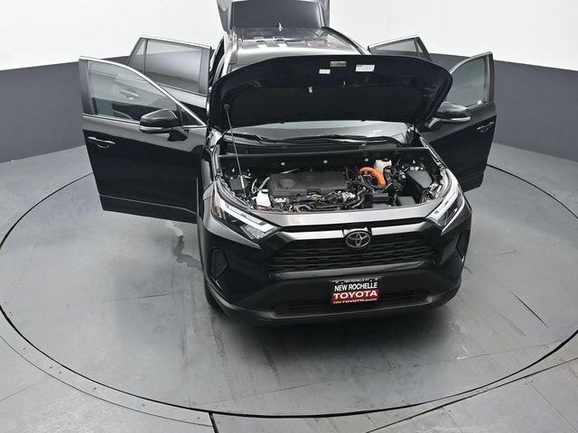 Certified 2025 Toyota RAV4 XLE AWD/4WD image 50