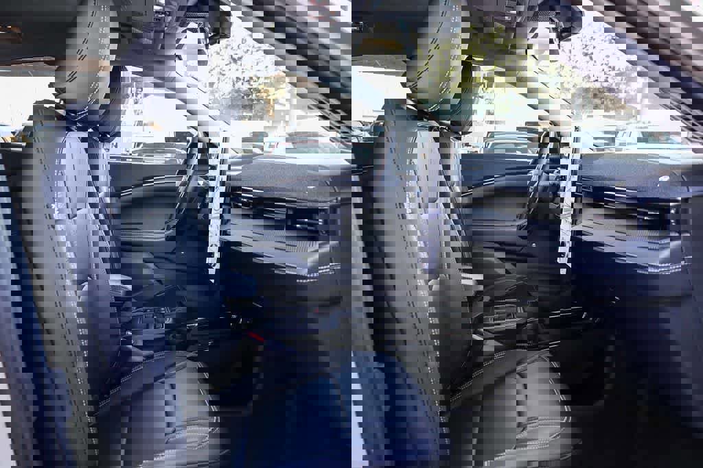 Used 2025 Ford Mustang Mach-E Premium image 15