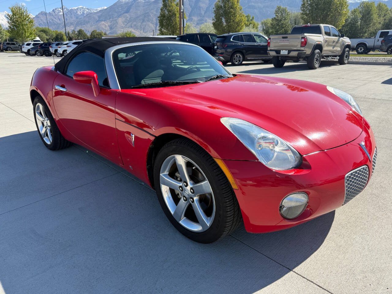 Used 2006 Pontiac Solstice Convertible w/ Power Package RWD image 8