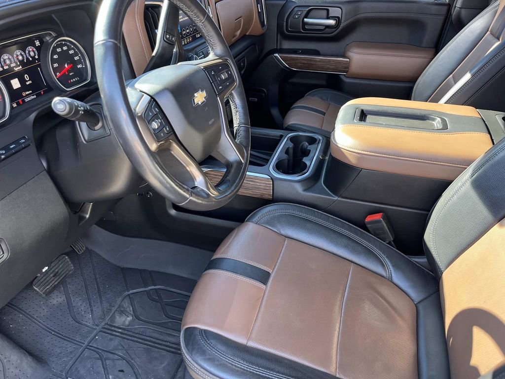 Used 2020 Chevrolet Silverado 3500 High Country image 25