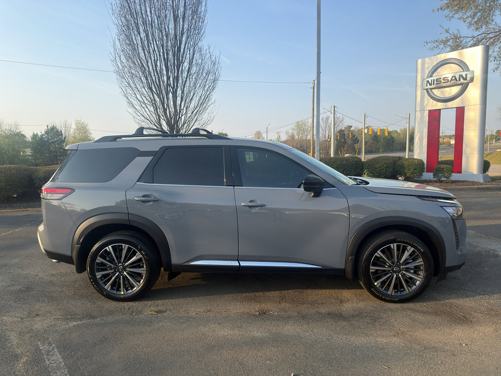 New 2026 Nissan Pathfinder Platinum image 8