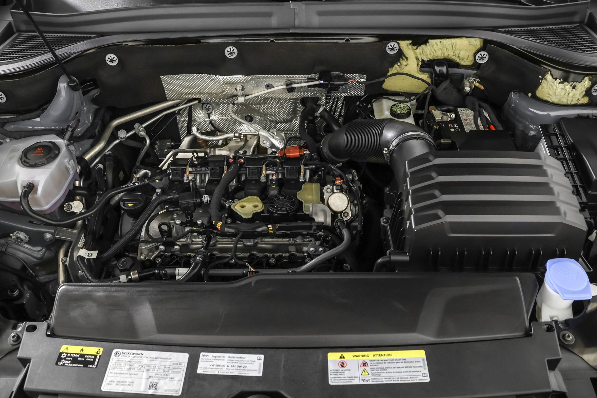 Used 2024 Volkswagen Atlas Peak Edition SE image 52