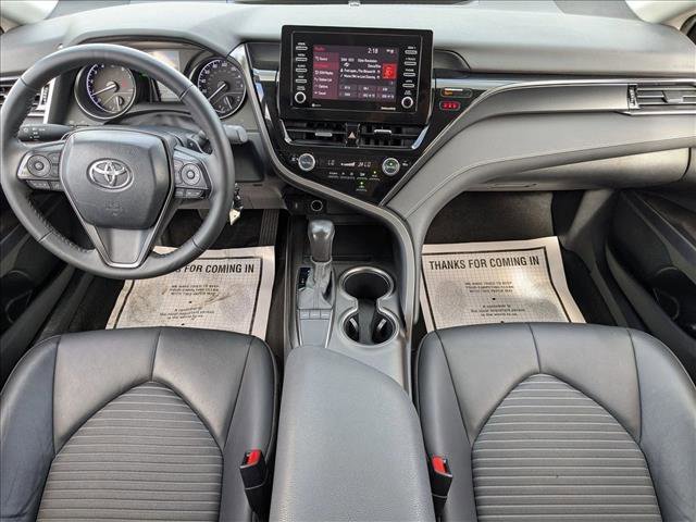 Used 2024 Toyota Camry SE image 16