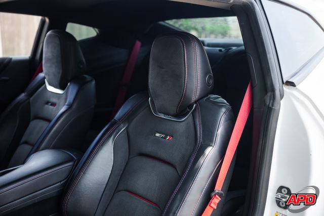 Used 2018 Chevrolet Camaro ZL1 RWD image 26