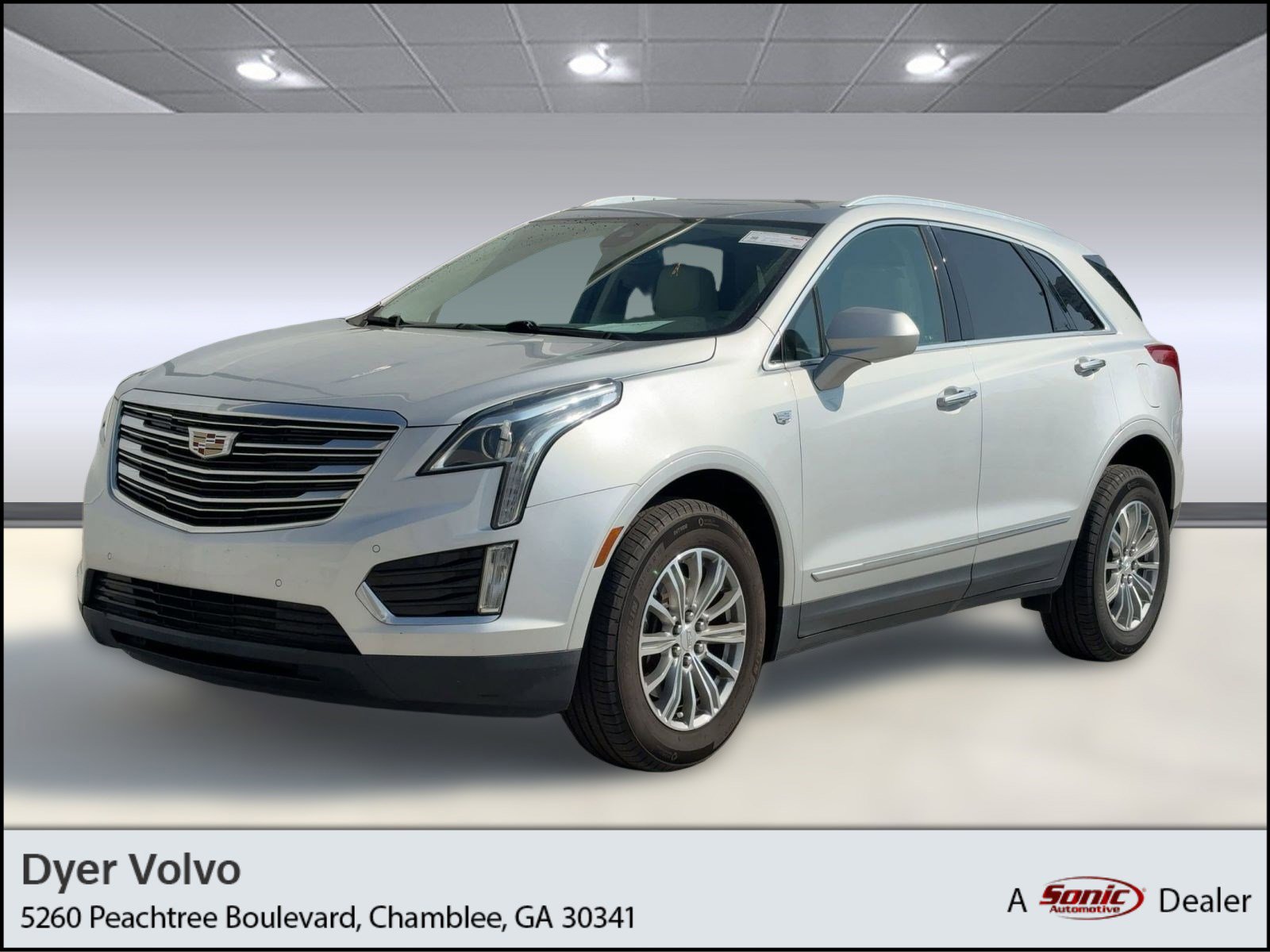 Used 2017 Cadillac XT5 Luxury w/ Driver Awareness Package