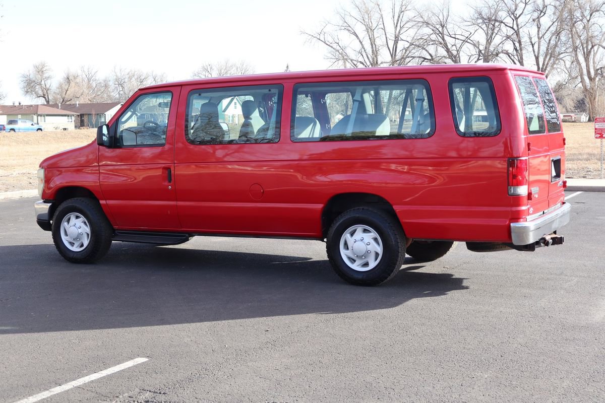 Used 2009 Ford E-350 and Econoline 350 XLT image 8