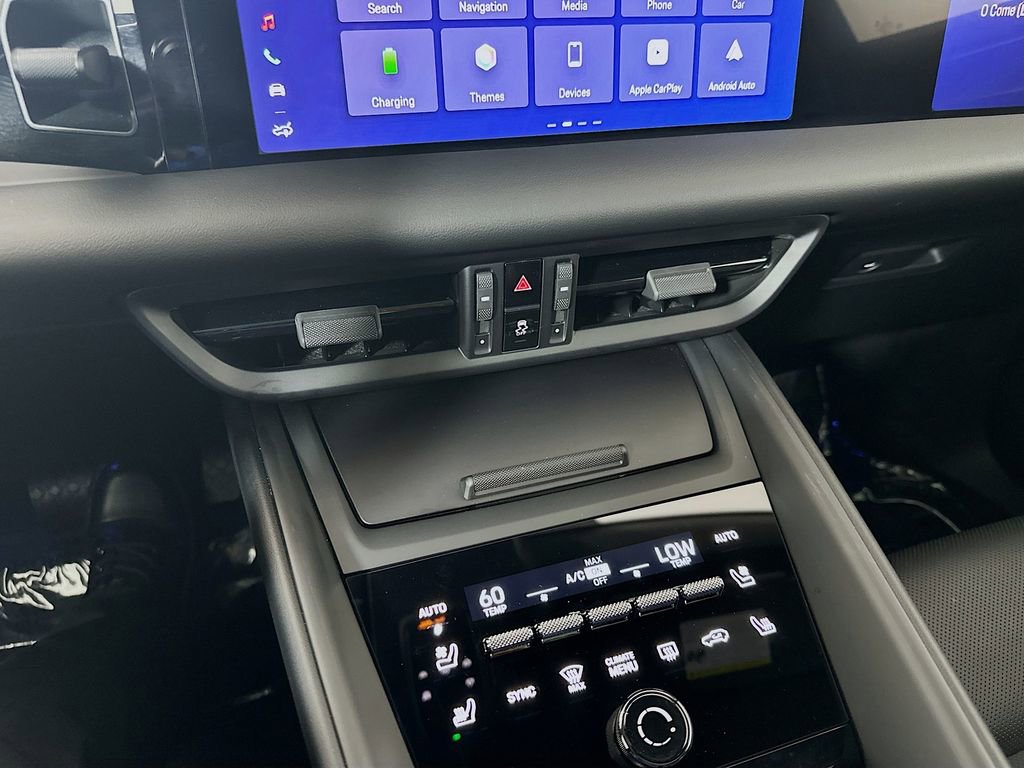 Certified 2024 Porsche Macan 4 Electric image 18