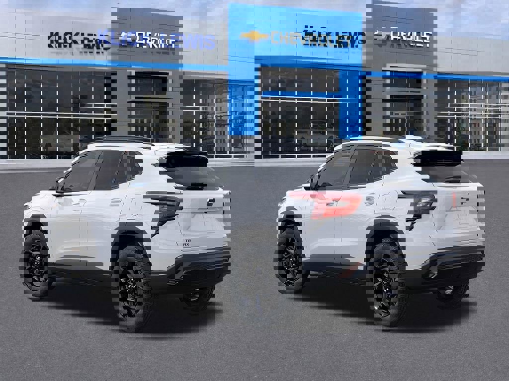 New 2026 Chevrolet Trax LT image 3