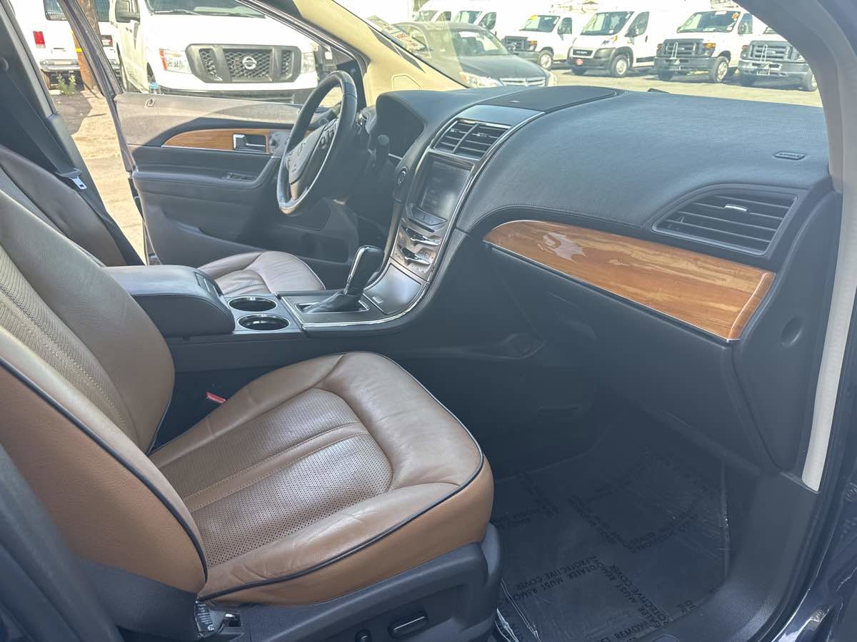 Used 2014 Lincoln MKX w/ Equipment Group 101A image 12