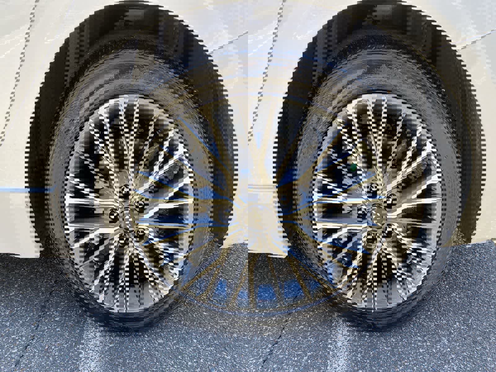 Used 2023 Kia Forte GT-Line w/ GT-Line Premium Package image 16