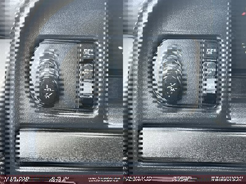 Used 1994 Ford F150 XLT image 37