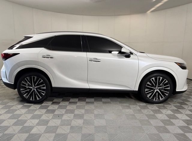 Used 2024 Lexus RX 350 w/ Accessory Package (Z1) AWD/4WD image 10