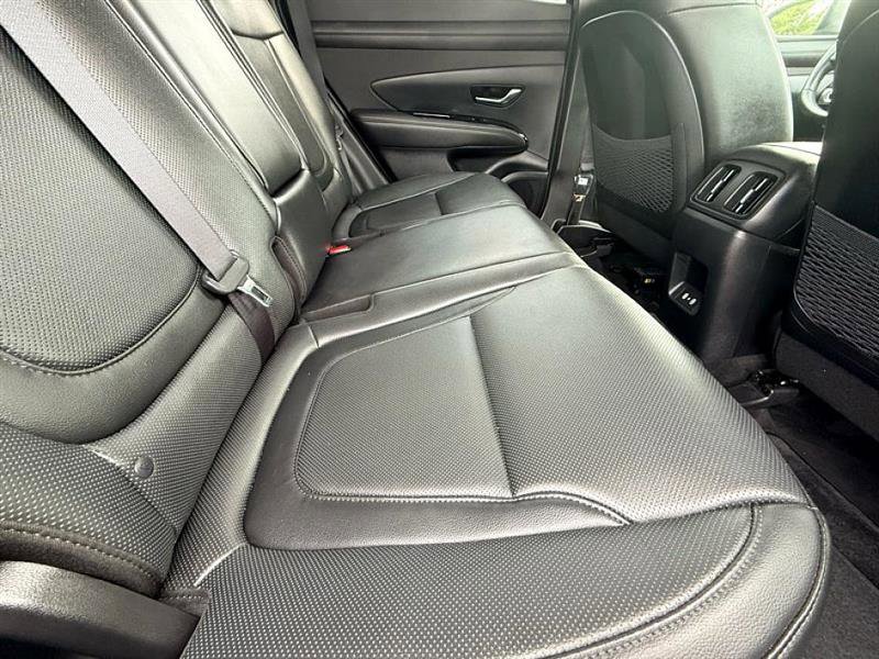 Used 2025 Hyundai Tucson Limited image 25