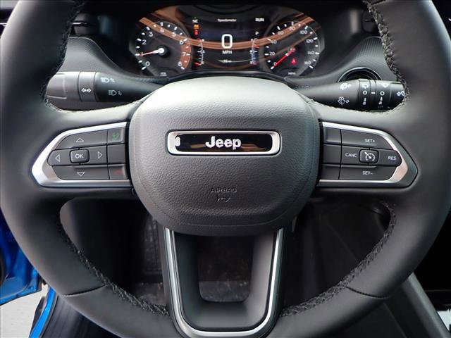 New 2026 Jeep Compass Latitude image 12