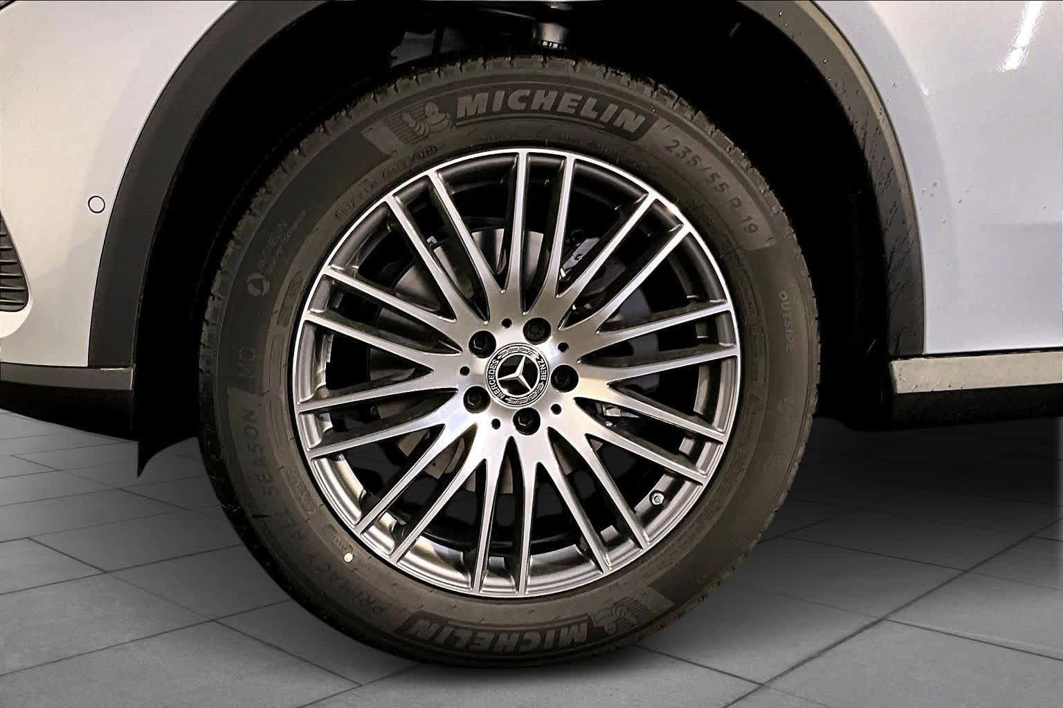 New 2026 Mercedes-Benz GLC 300 4MATIC image 17