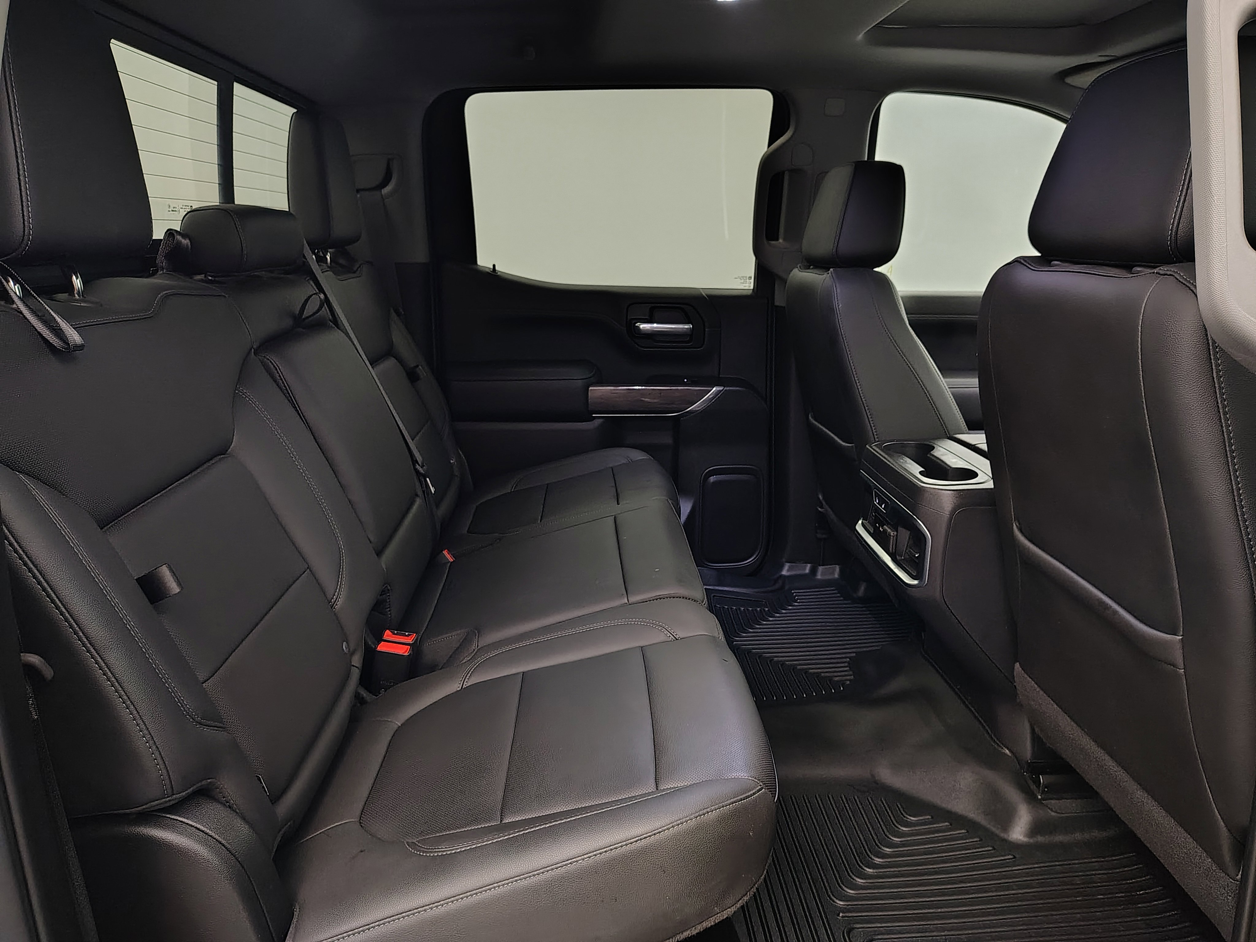 Used 2019 Chevrolet Silverado 1500 LTZ w/ LTZ Premium Package AWD/4WD image 33