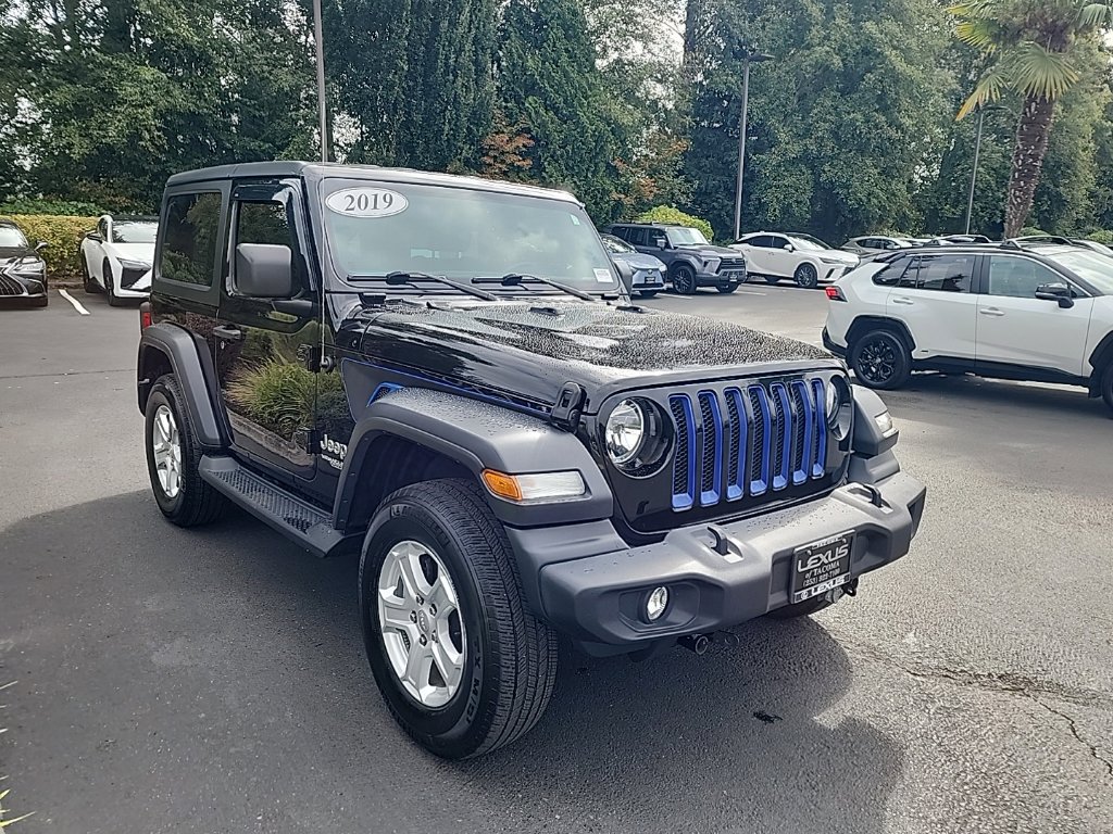 Used 2020 Jeep Wrangler Sport AWD/4WD image 6