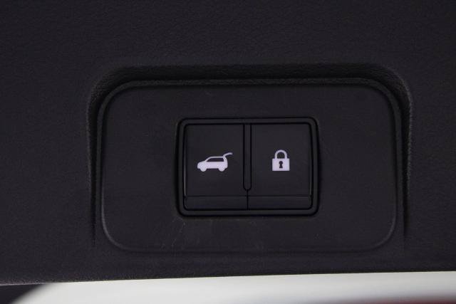 Certified 2021 Nissan Rogue Platinum FWD image 18