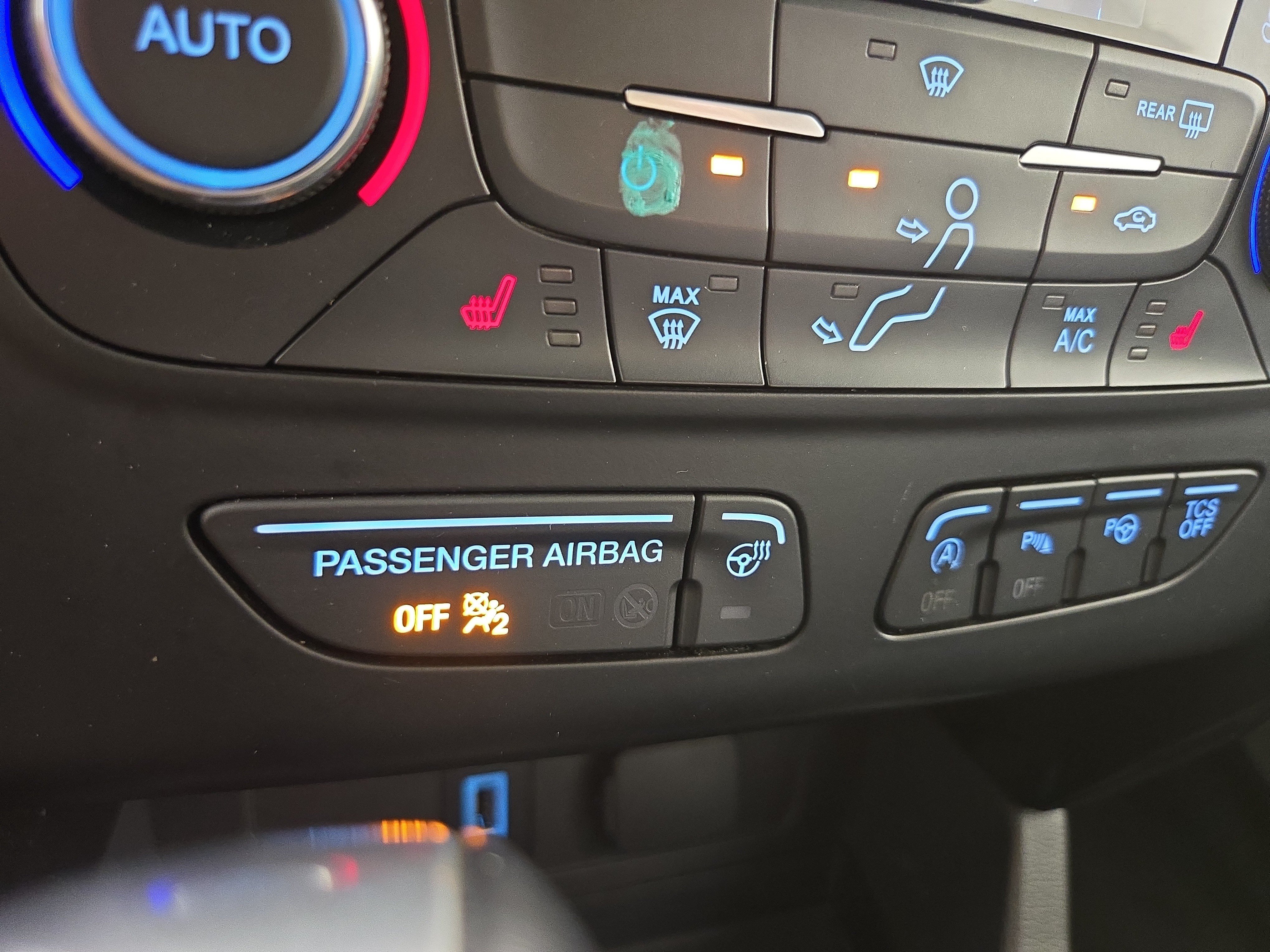Used 2017 Ford Escape Titanium w/ Equipment Group 301A FWD image 25