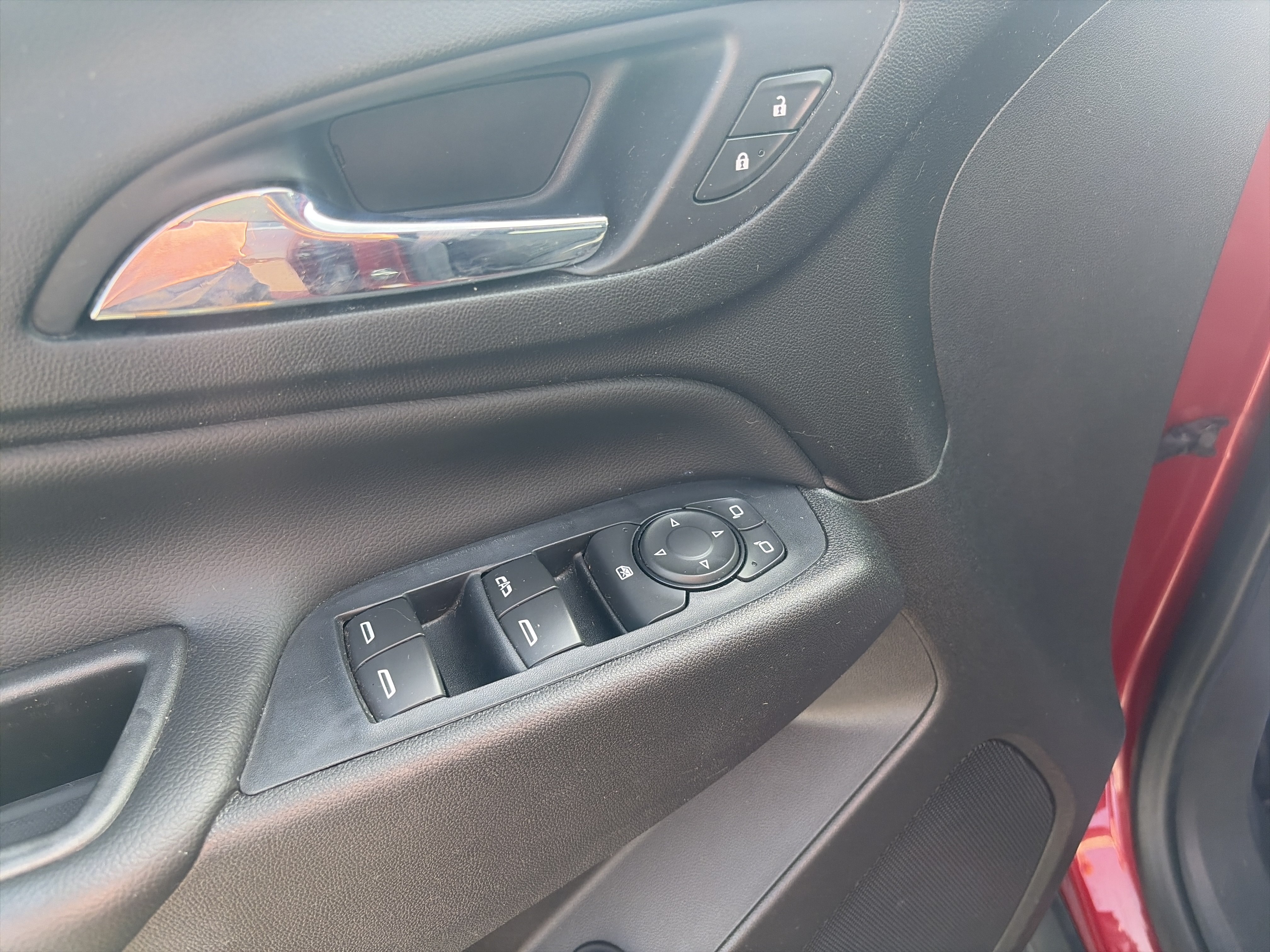 Used 2019 Chevrolet Equinox LT AWD/4WD image 19