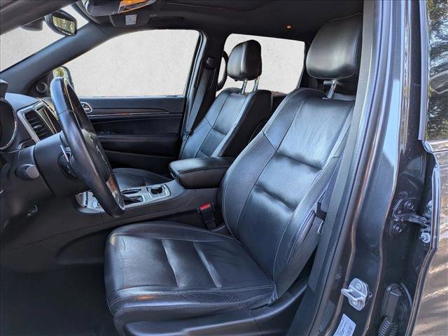 Used 2017 Jeep Grand Cherokee Limited image 15