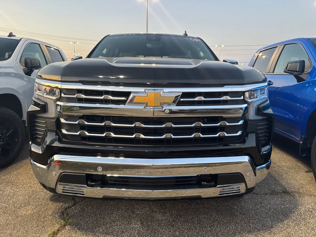 New 2026 Chevrolet Silverado 1500 LTZ w/ LTZ Premium Package image 2