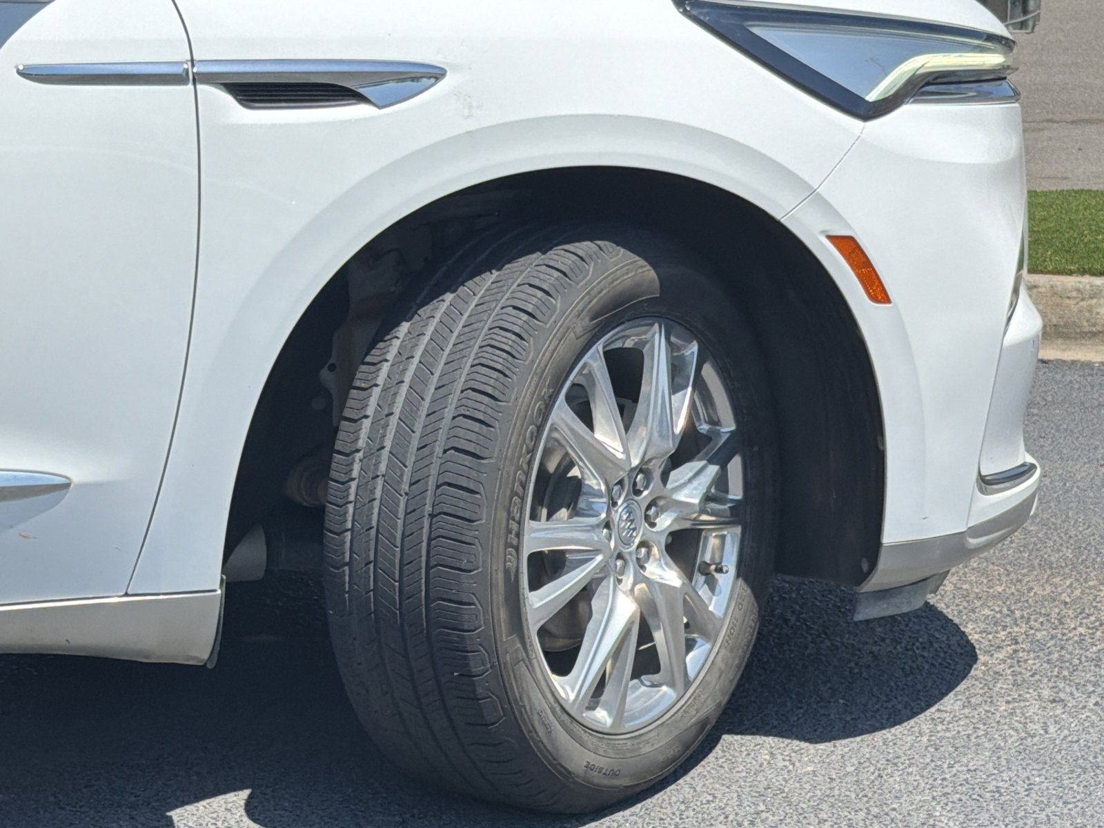 Used 2022 Buick Enclave Premium FWD image 5