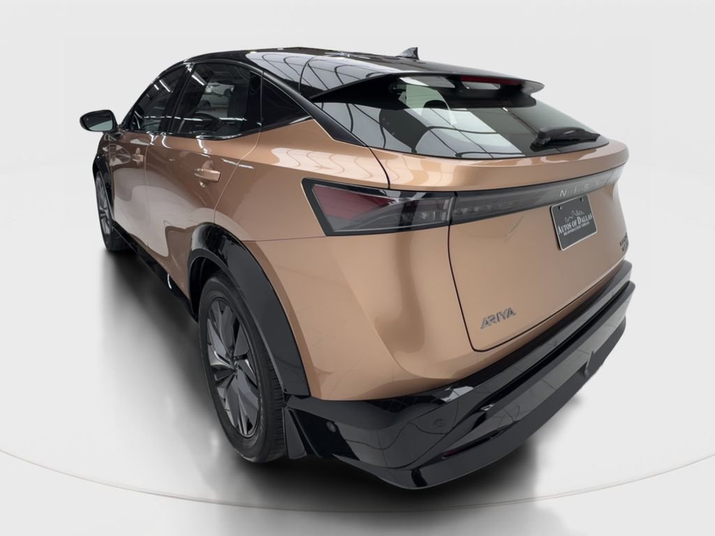 Used 2023 Nissan Ariya AWD/4WD image 10