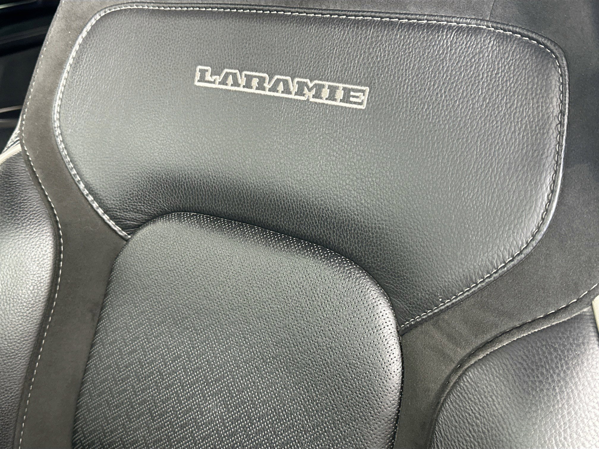 Used 2022 RAM 1500 Laramie RWD image 18