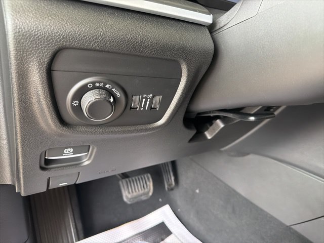 New 2026 Jeep Grand Cherokee Laredo X AWD/4WD image 18