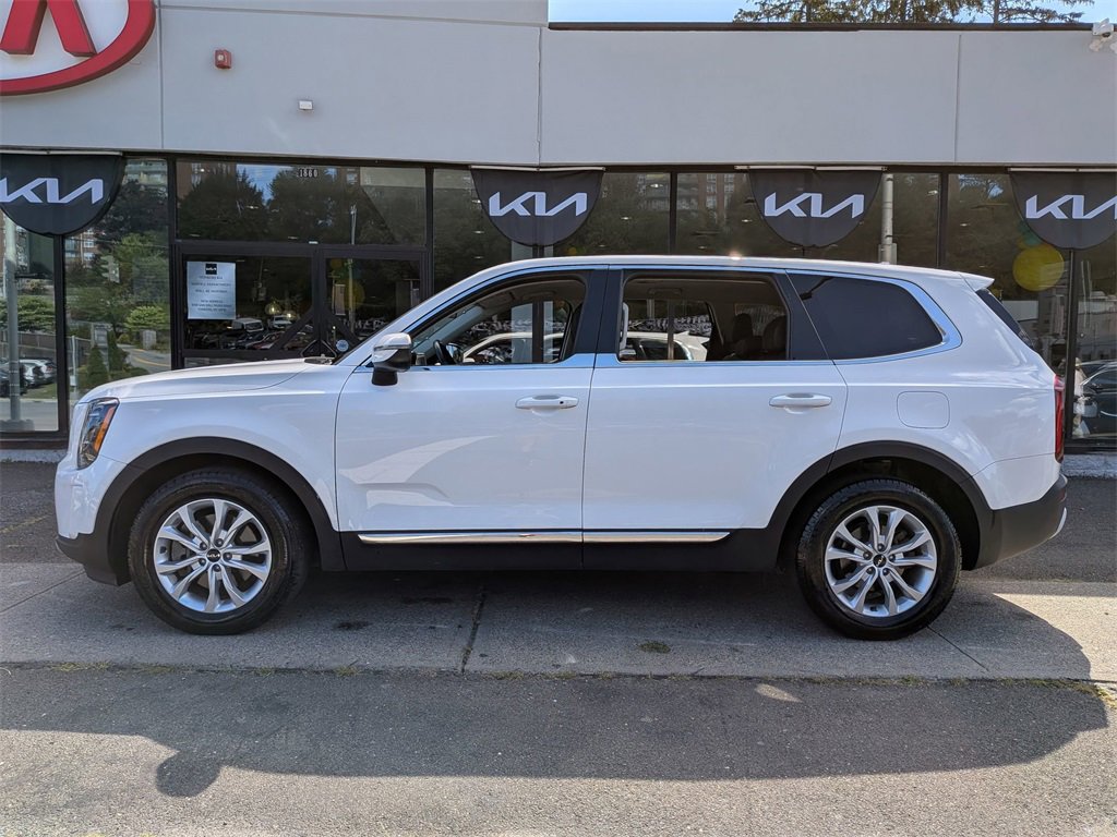Certified 2022 Kia Telluride LX image 12