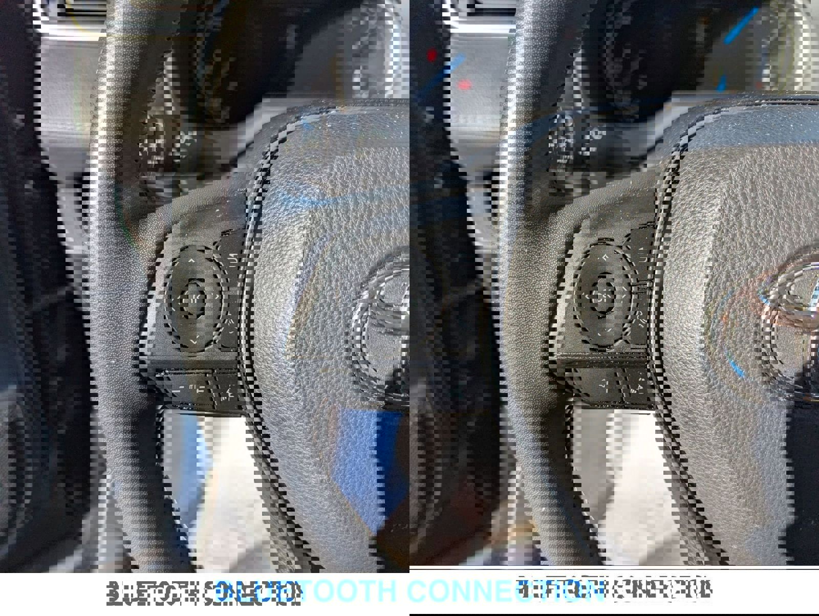 Used 2023 Toyota RAV4 XLE Premium AWD/4WD image 20