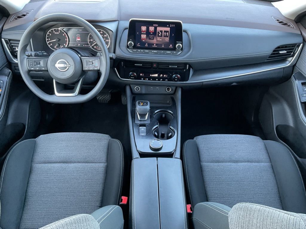 Used 2023 Nissan Rogue SV AWD/4WD image 16