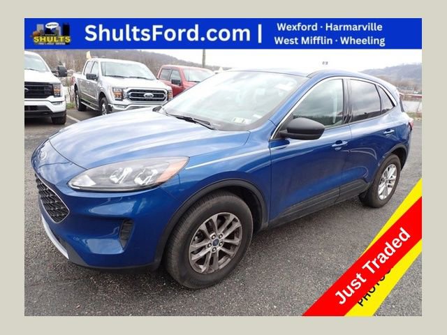 Used 2022 Ford Escape SE w/ Cold Weather Package