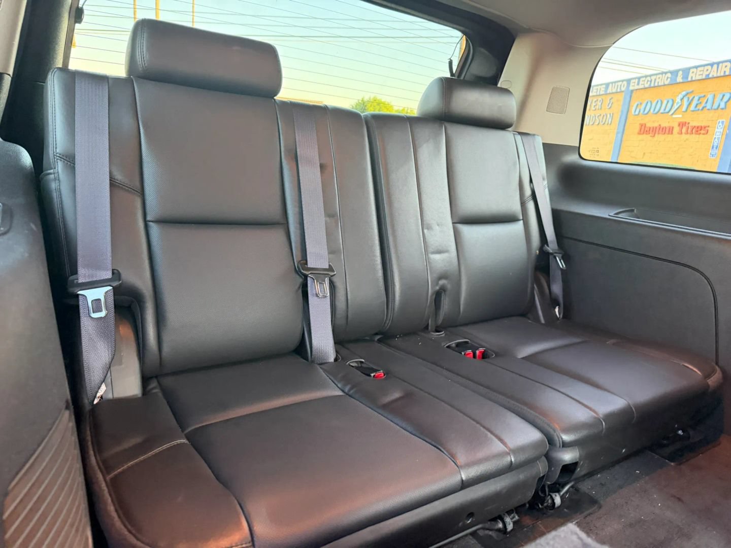 Used 2012 Chevrolet Tahoe LTZ AWD/4WD image 19