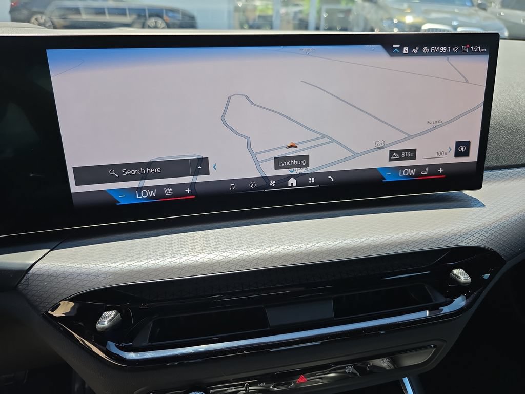 New 2026 BMW 330i xDrive Sedan w/ M Sport Package AWD/4WD image 15