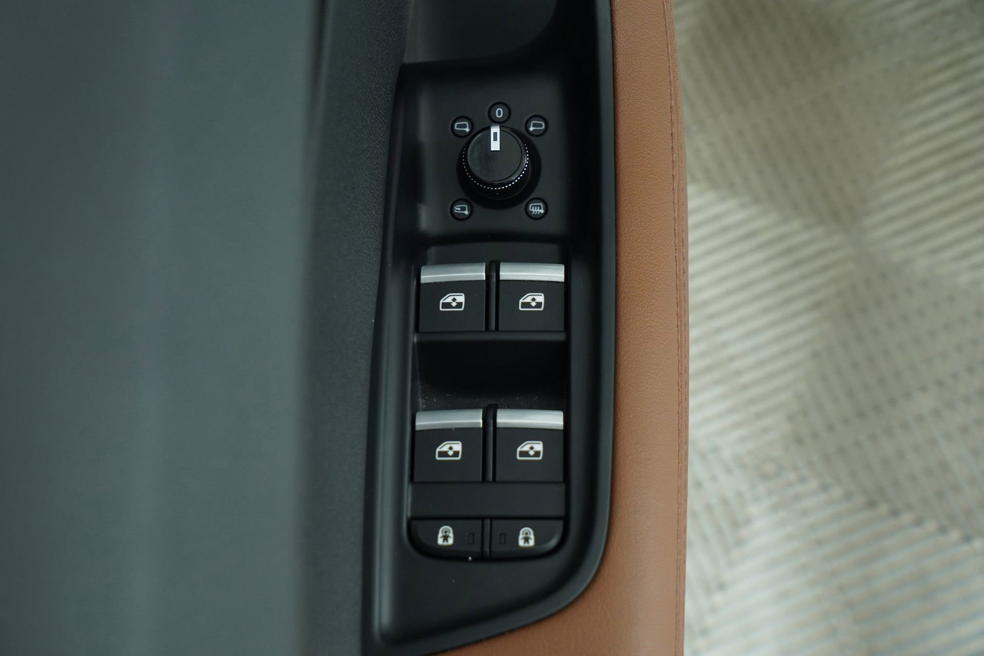 Used 2023 Audi Q8 Premium Plus image 47