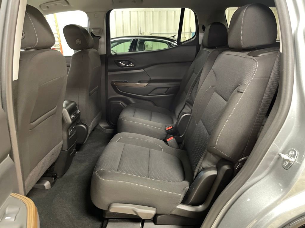 Certified 2023 GMC Acadia SLE w/ Driver Convenience Package image 24
