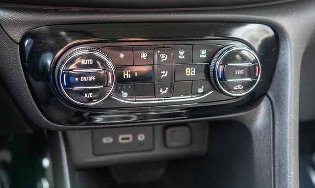 Used 2023 Buick Encore GX Select w/ Safety Package II AWD/4WD image 30