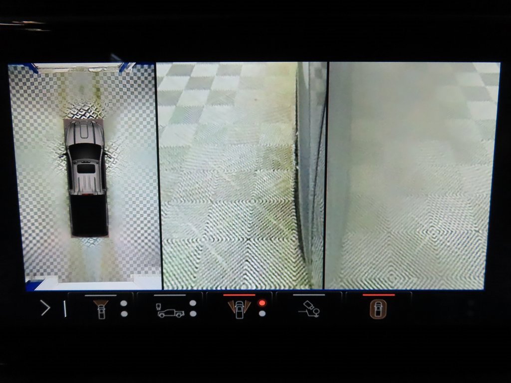 Used 2024 GMC Sierra 3500 Denali Ultimate image 23