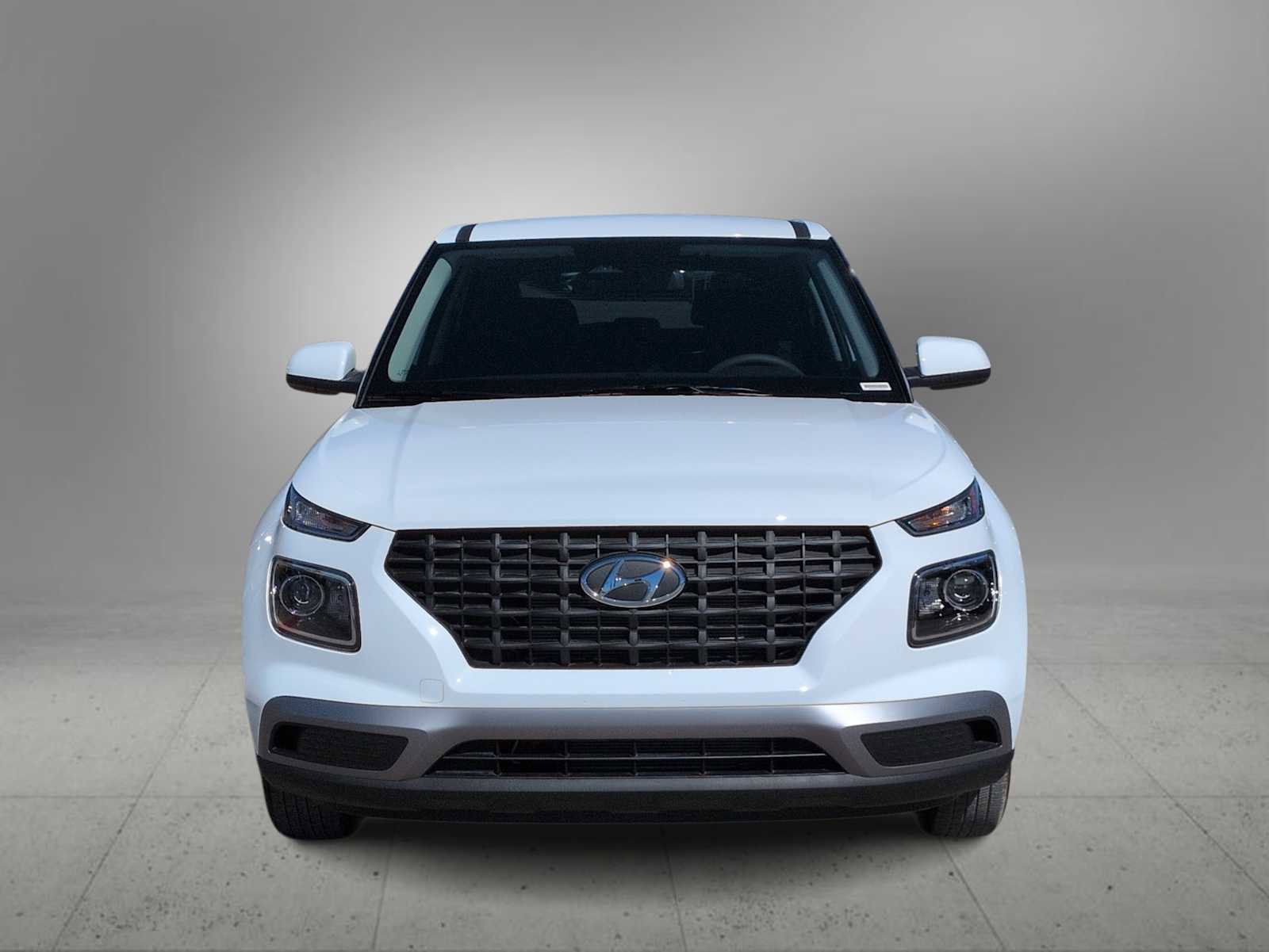 Certified 2026 Hyundai Venue SE image 3